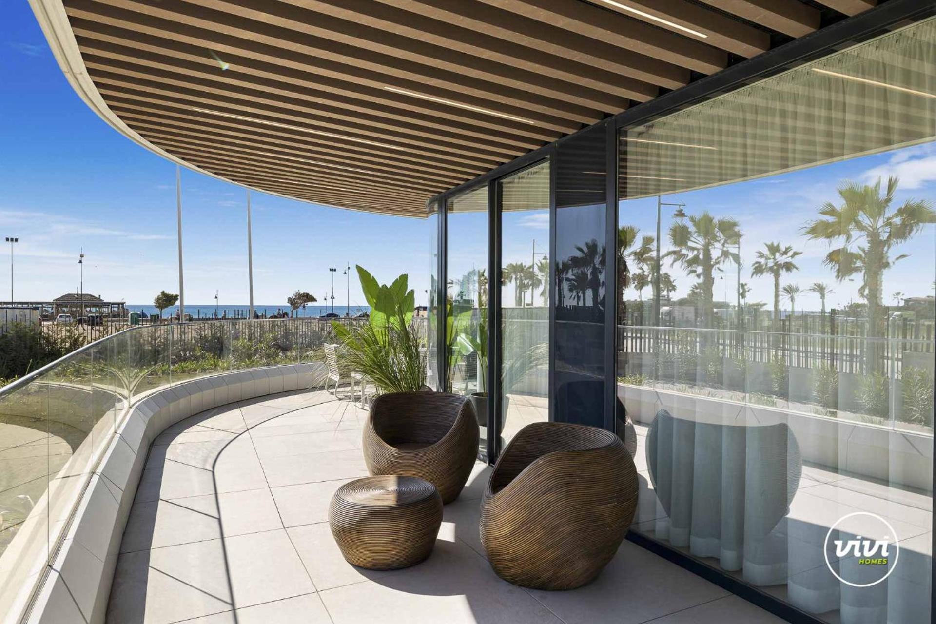 Vivi Homes - Sunrise Pool, Sauna, Gym, Terrace & Sea View *
