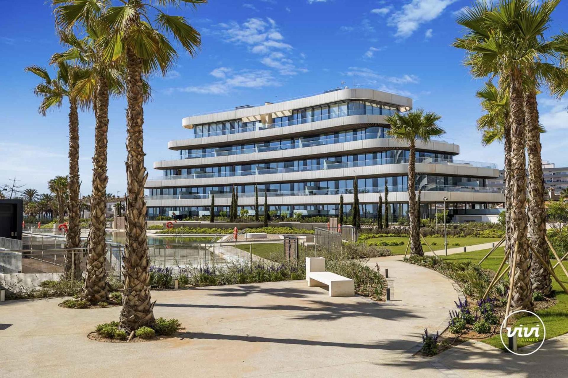 Apartamento Vivi Homes - Sunrise Pool, Sauna, Gym, Terrace & Sea View Torremolinos